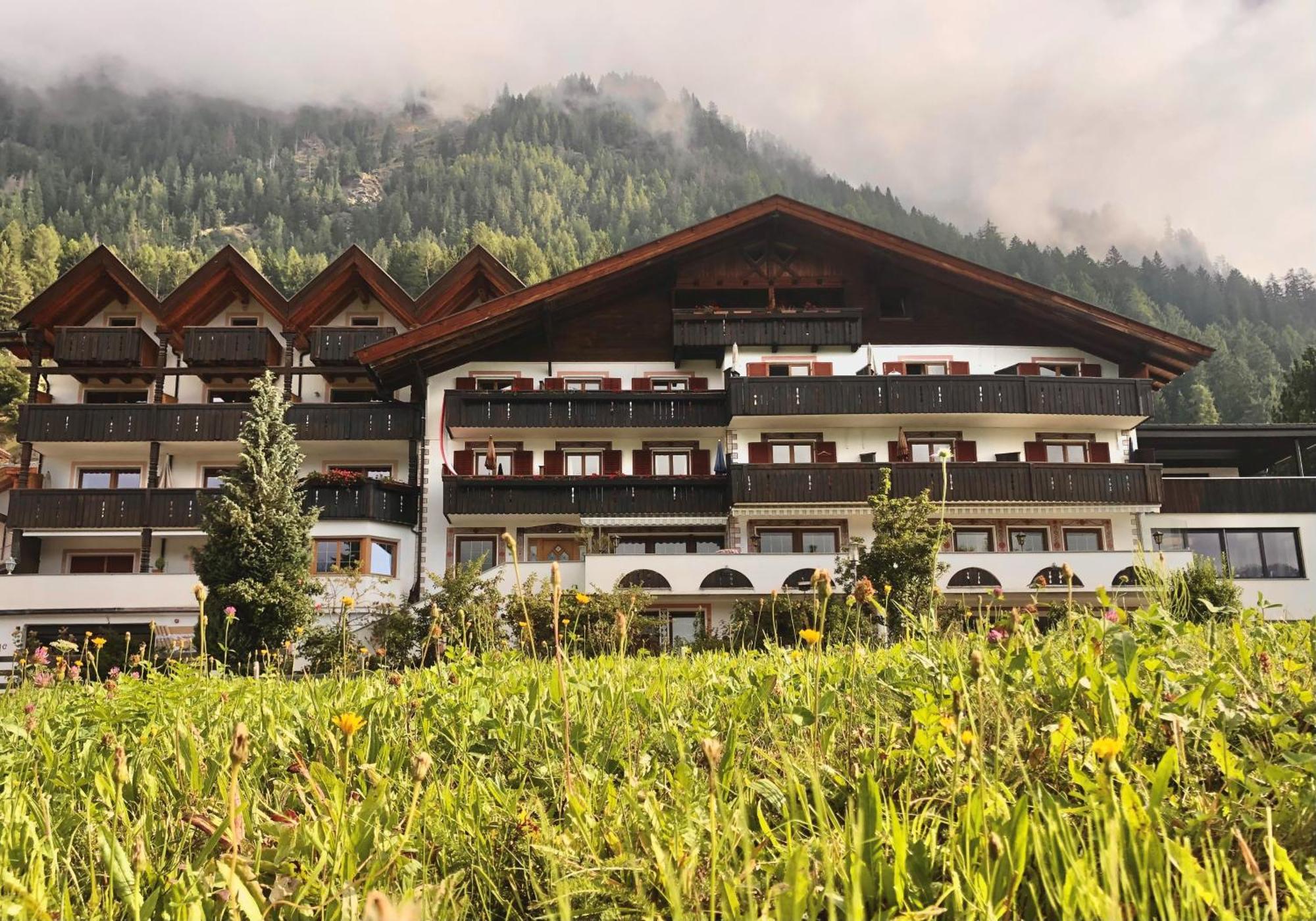 Hotel Alpenland Moso Luaran gambar