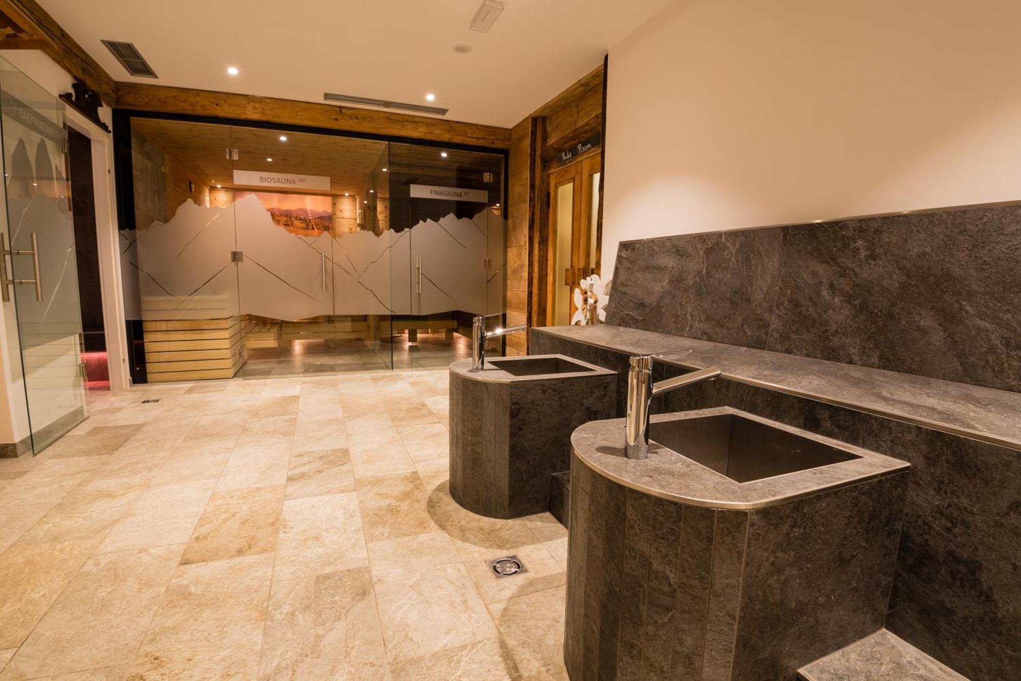 Hotel Alpenland Moso Luaran gambar